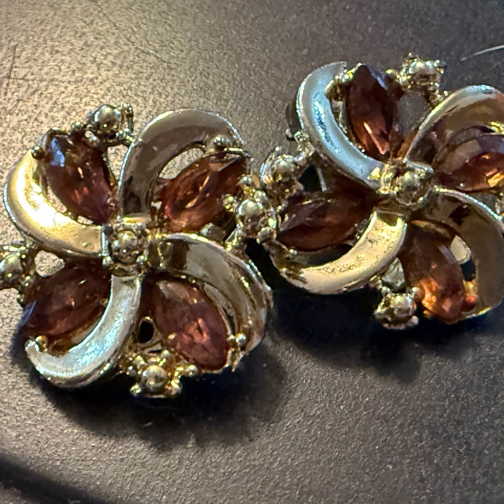 Vintage Elegant Gold and Purple Floral Earrings